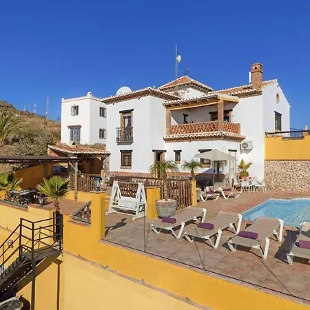 Benizan Villa